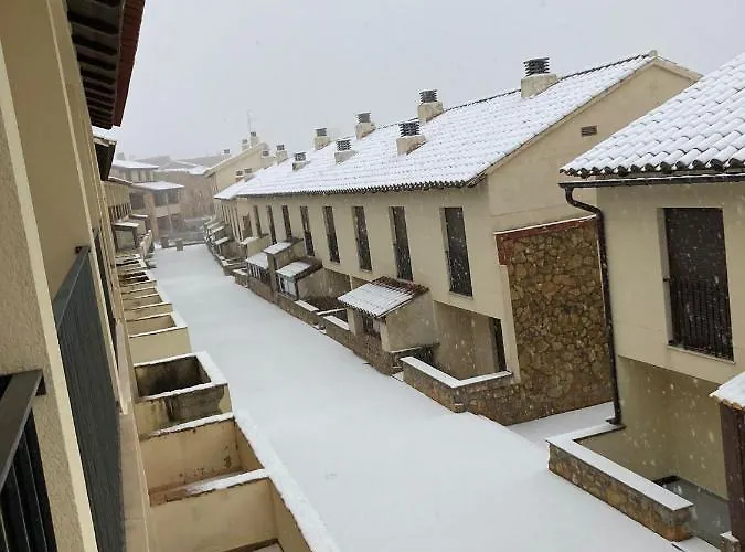 El Hogar De Mariposas - Vute-22-057 Valdelinares (Aragon)